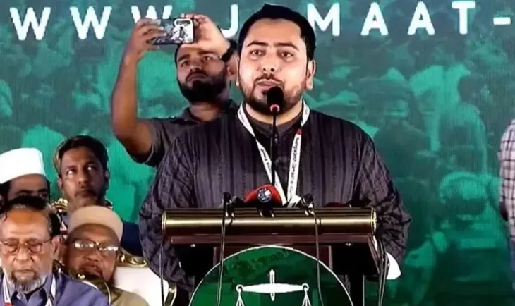 কৃষক কার্ড ও ফ্যামিলি কার্ড দিতে গিয়ে বিএনপির তেল ফুরিয়ে গেছে : নাহিদ ইসলাম